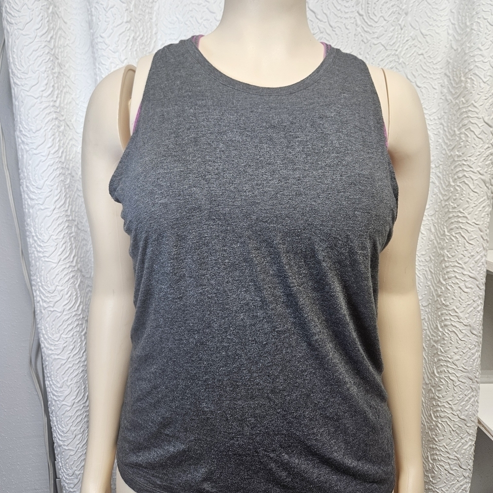 Gray Fitted Sleeveless Muscle Tee